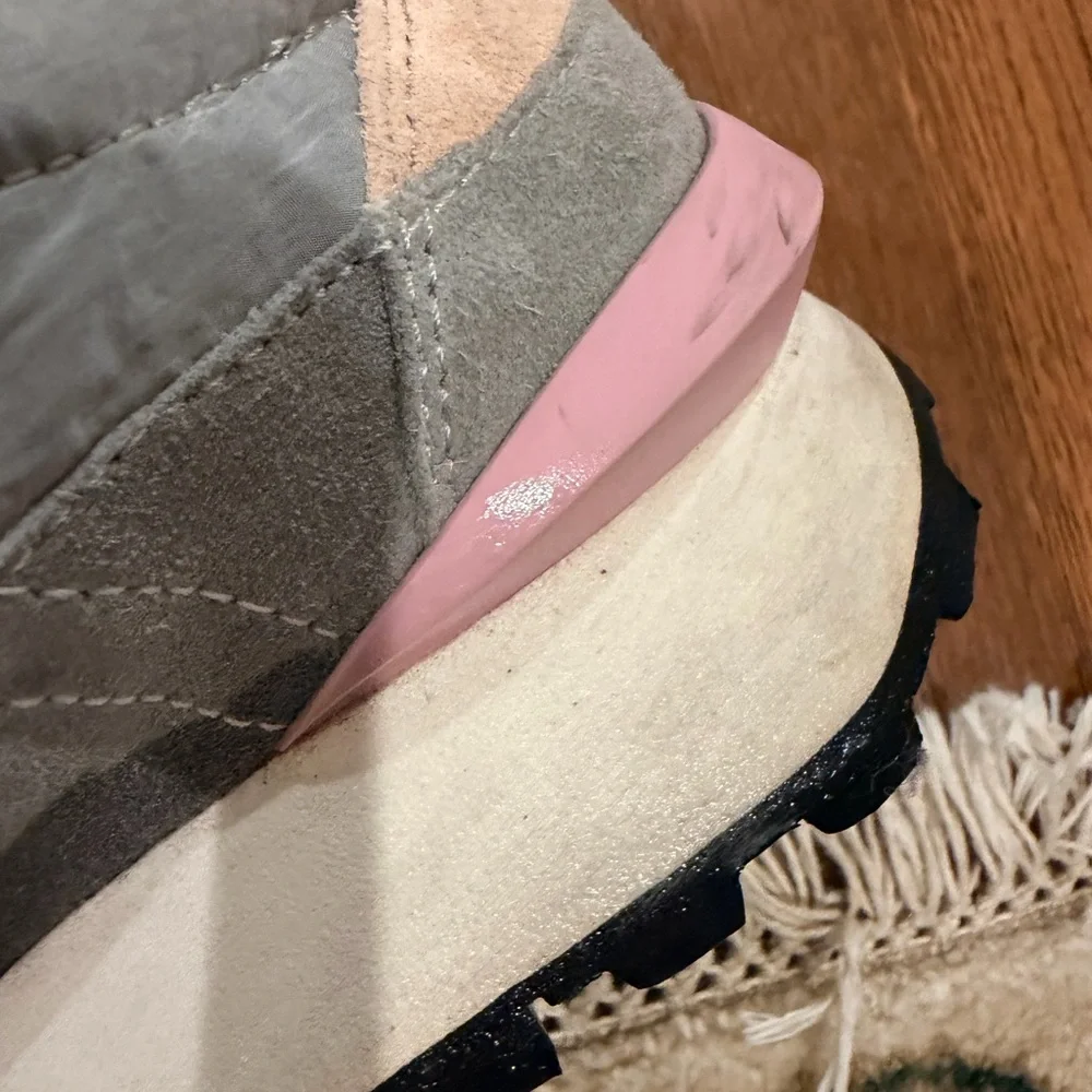 Voile Blanche Gray and Pink Women's Sneakers